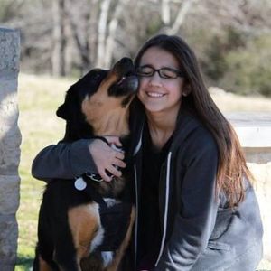 Meet your Posher, Emily